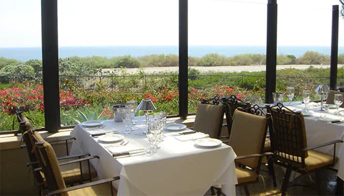 MastrosLighthouseRoomandPatio.jpg